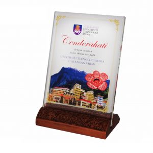 Crystal Plaques CR3036 – Exclusive Wood & Crystal Plaque Crystal Plaques CR3036 – Exclusive Wood & Crystal Plaque