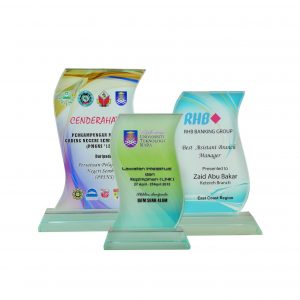 Crystal Plaques CR8001 – Exclusive Crystal Glass Awards
