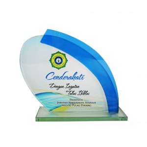 Crystal Plaques CR8193 – Exclusive Crystal Glass Awards