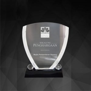 Crystal Plaques CR9034 – Exclusive Shield Crystal Plaques Crystal Plaques CR9034 – Exclusive Shield Crystal Plaques