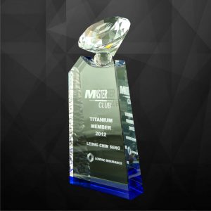 Crystal Plaques CR9060 – Exclusive Crystal Diamond Award Crystal Plaques CR9060 – Exclusive Crystal Diamond Award