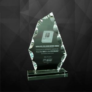 Crystal Plaques CR9101 – Exclusive Iceberg Crystal Plaques Crystal Plaques CR9101 – Exclusive Iceberg Crystal Plaques