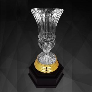 Crystal Trophy CR9240 – Exclusive Crystal Vase Trophy